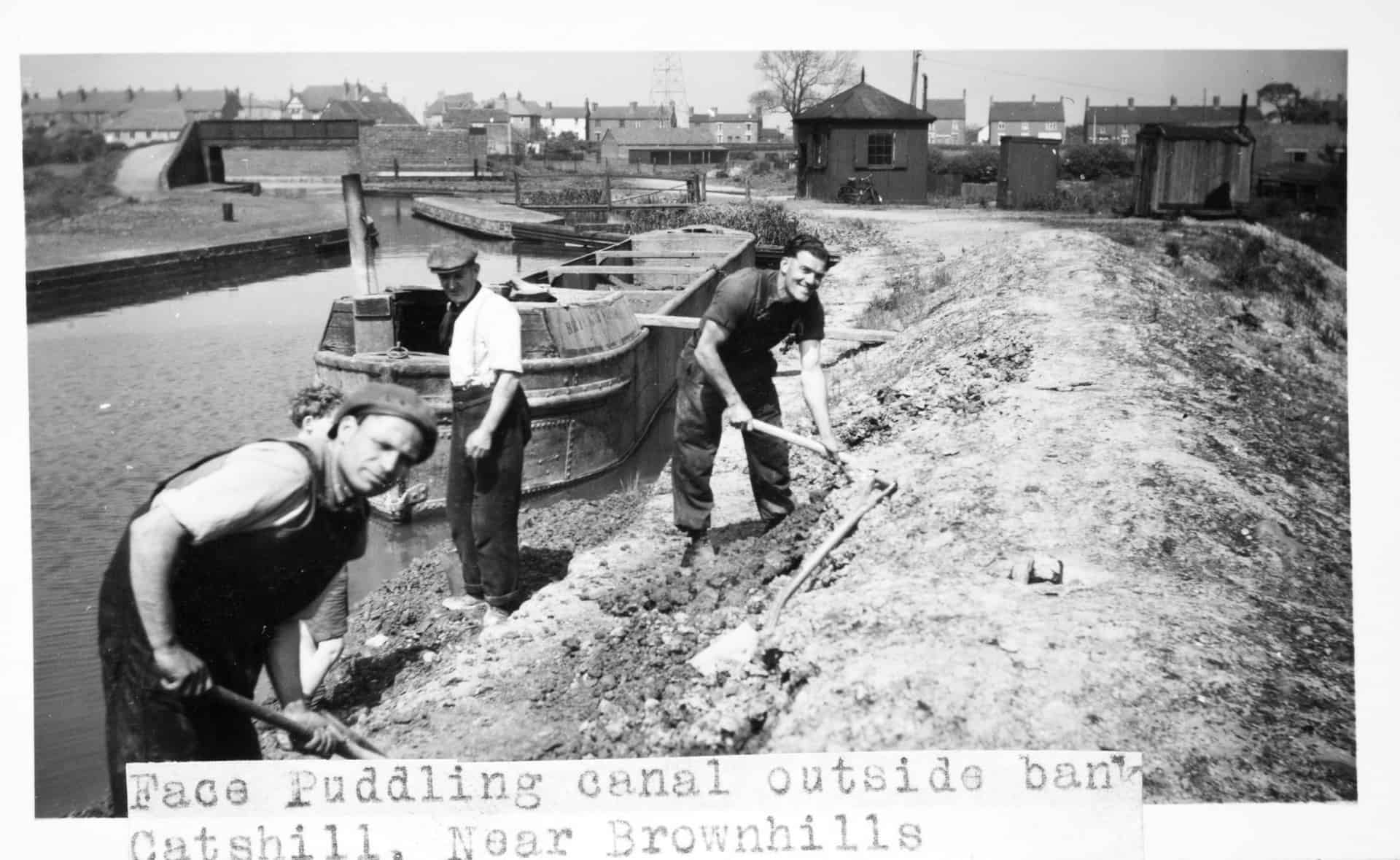 Face Puddling canal outside bank, Catshill, Near Brownhills c 1950s