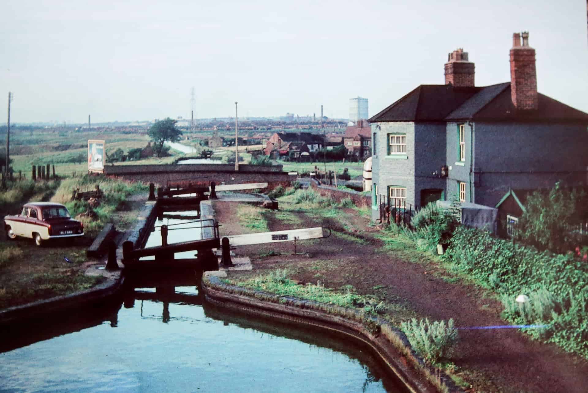 Brades Hall Locks and Lock Keepers House, c early 1960s