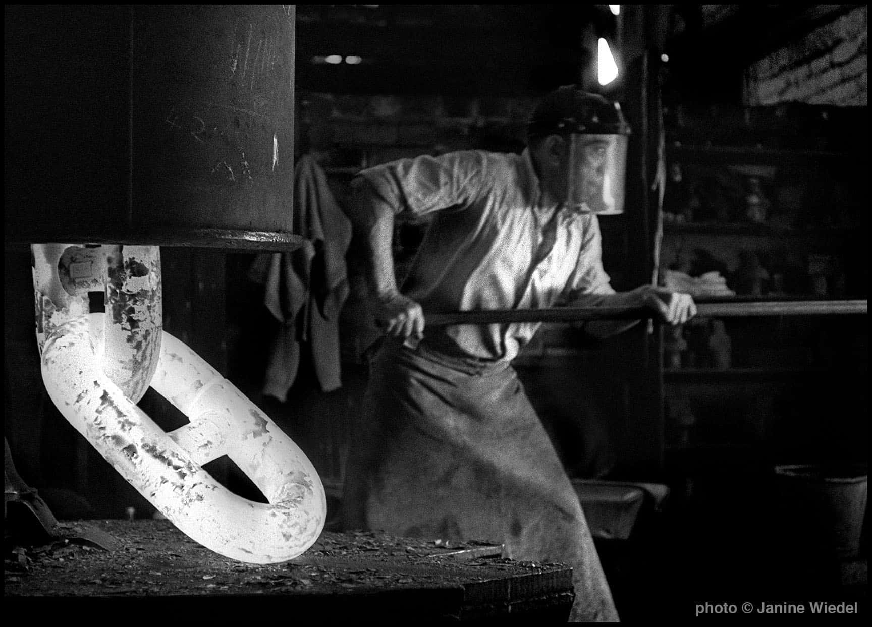 Chainmaking at Griffin Woodhouse Lt Forgings and Chains  in the Black Country Birmingham in the 1970's